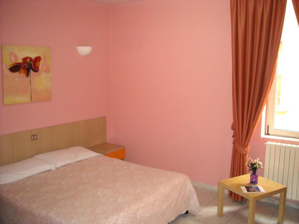 Hotel New Baby 卡塞塔 客房 照片