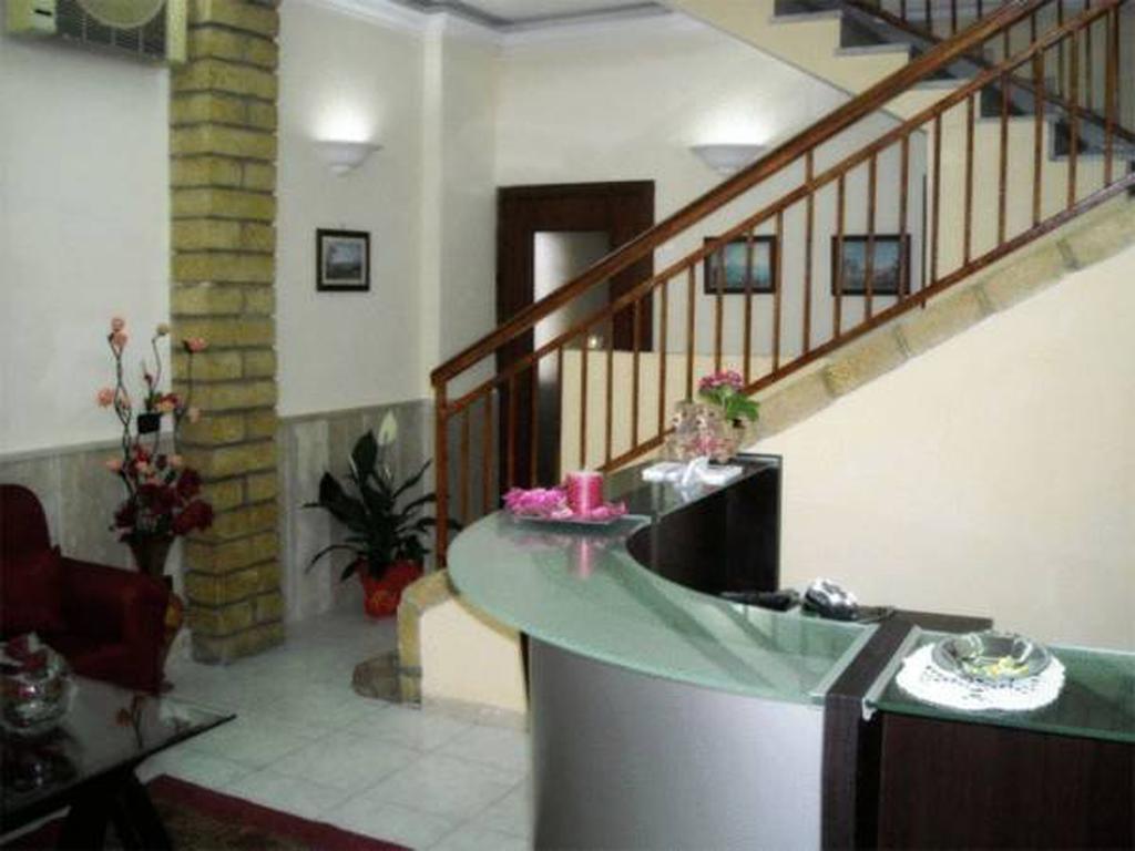 Hotel New Baby 卡塞塔 外观 照片